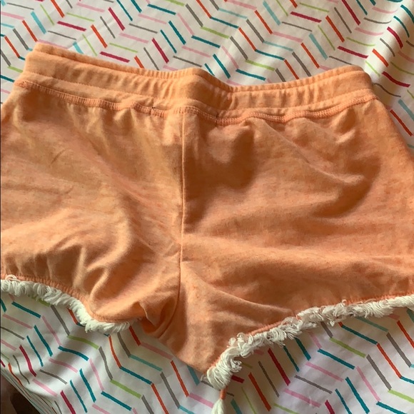 Shorts - Picture 2 of 3